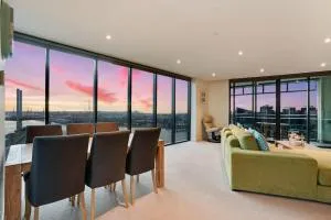 Luxury -3B2B2C Harbour View & Skyline Apartment - Melbourne
