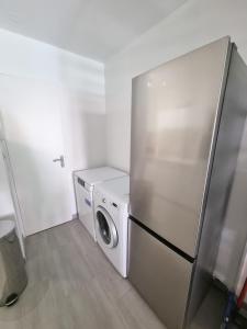 Maison Tita - maison avec parking, jardin et clim