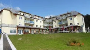 GRA-311 3 ZiApp 2-6 Pers 62 m Whirlpool Residenz Grafenmatt - Rinken