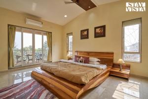 StayVistas Tableland Vista - Hill-View Haven with Jacuzzi & Terrace