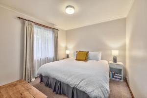 Jamieson Cottages -Four Cottages - Sleeps 16