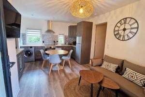 LA CASETA, Gîte 4 étoiles entre mer et lac marin