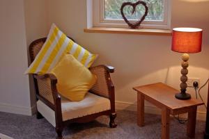 Moyard 357 Oak Lodge