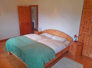 M042 Teach Trianlair