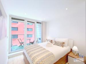 Deluxe One Bed Apartment by London ExCeL & O2