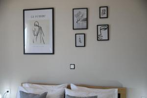 Panoramic Seascape Retreat