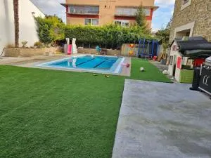 Descanso urbano Pamplona - 科多维拉