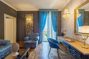 Suite room in Grand Hotel Villa Politi