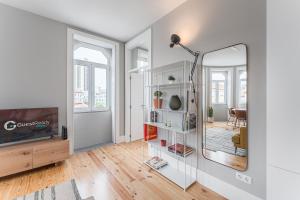 GuestReady - Colorful Apt near Agosto Station