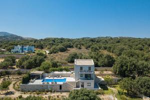 Luxury Cretan Villas with private pools