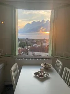 Appartement agréable Cosne- Cours- sur- Loire - 卢瓦尔河畔科讷库尔