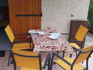 Villas Pavillon studio mezzanine avec piscine et parking, Narbonne-Plage - FR-1-409-117 : photos des chambres