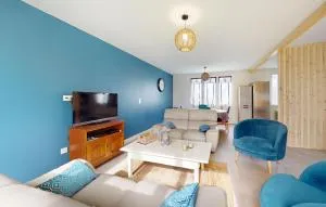 Awesome Home In Chey With Kitchen - Sepvret