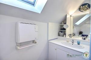 B&B / Chambres d'hotes La ville es colins : photos des chambres