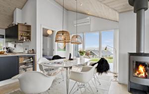 Nice Home In Haderslev With Lake View