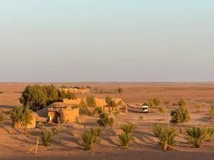 Camp Local Family - Mhamid