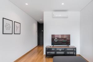 GuestReady - Poets Modern Retreat