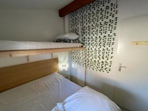 Villa Patio à 20m de la plage avec terrasse et parking - FR-1-413-159