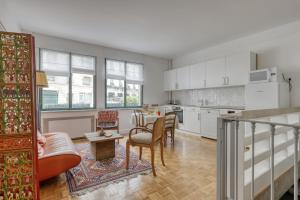 Cute Apartment in the Heart of the Latin District