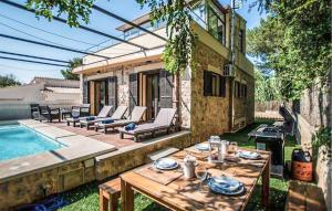 4 Bedroom Cozy Home In Mal Pas, Bonaire