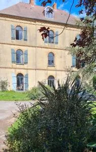 Manoir du Haut Jussé - LʼHermitage