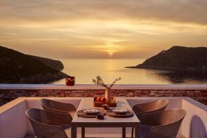 eutopia suites sifnos