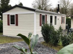 Knus chalet in de bossen van Epe met fietsen