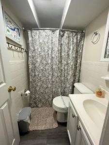 2bed, 15bath, Multi-level Townhouse, Sleeps 6