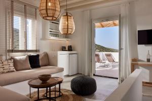 eutopia suites sifnos
