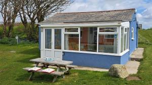 F73 Dorfli, Riviere Towans