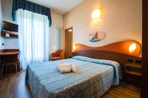 Double Room room in Hotel Miramare