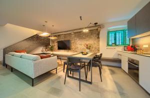 Bastinica Platinum Ap 4** *