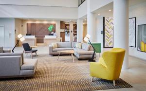 Holiday Inn & Suites Oakville at Bronte by IHG