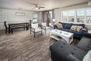 Nautilus 1101 - 3 BR 2 12 BA Ground Floor on the Beach - Free Beach Service March to October