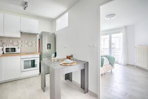 Les Sarrazines - 2 voyageurs - Parking privé