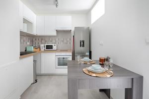 Les Sarrazines - 2 voyageurs - Parking privé