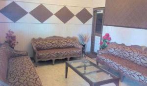 Hotel Atithi Galaxy Kanpur Near Railway Station Kanpur - Wonderfull Stay with Family