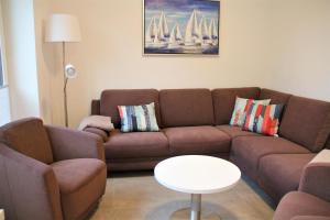 Haus "Friesland 8", Am Alten Deich 42