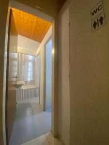 Backpackers Youth Hostel Central old town