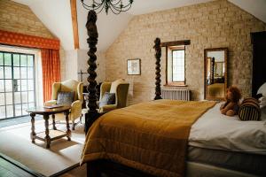 Mews Luxe room in The Manor House Hotel and Golf Club