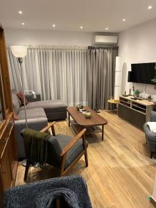 High end, on beach! Casa vista del mar