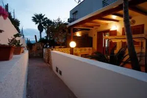 Rosa Di Makari - Macari