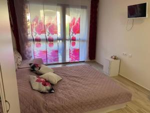 Luxury Orchid apartment with a garden in a private hotel complex Cascadas Bulgaria