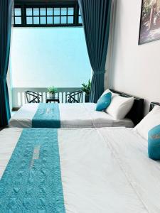 Phòng Gia Đình Có Ban Công (Family Room with Balcony)