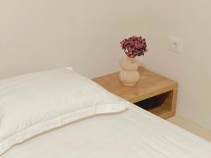 EXCLUSIVE OFFER - Cave By the Sea