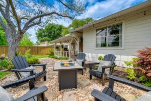 Game Room and Yard Pet-Friendly Round Rock Gem