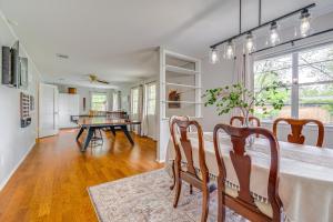 Game Room and Yard Pet-Friendly Round Rock Gem