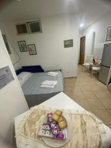 Casa Mari' centro storico vicino hotel Caracciolo