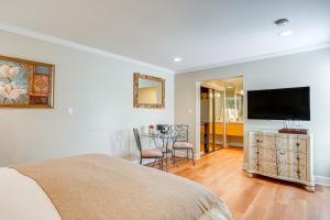 Resort-Style Napa Studio Close to Wineries!