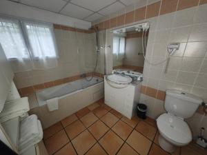Hotels Les Lavandes : photos des chambres